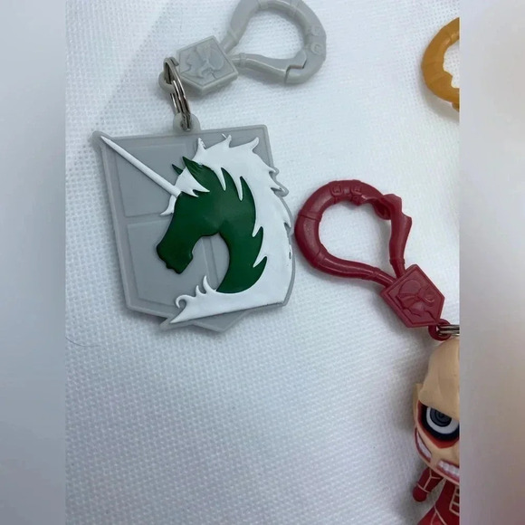 Attack on Titan - Blind Bag Lot - Colossal Titan, Annie Leonhart & Military - Picture 3 of 7